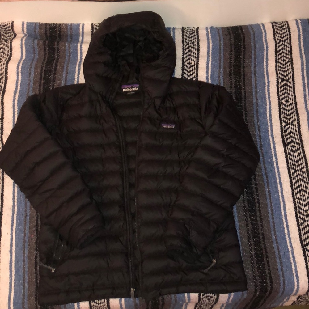 Patagonia Men’s Down Sweater Hoody Puffy Large!